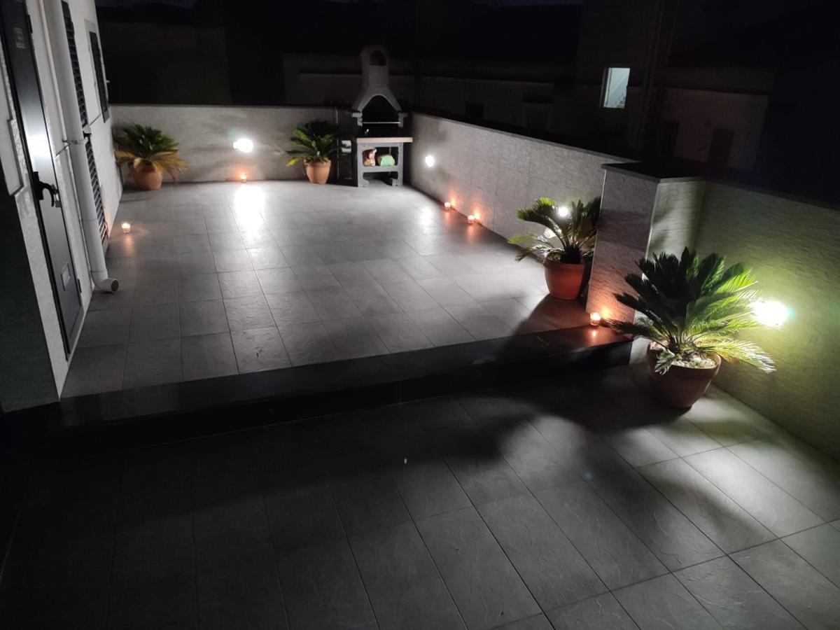 شقة La Terrazza Del Corso نابولي المظهر الخارجي الصورة
