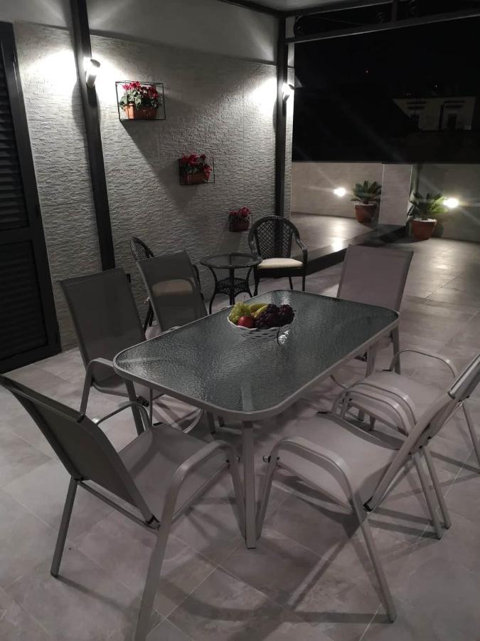 شقة La Terrazza Del Corso نابولي المظهر الخارجي الصورة